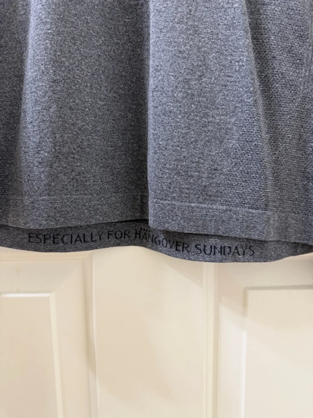 lululemon athletica Men's Heather Gray Long Sleeve Crew - Large - Picture 4 of 8